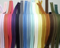 Coloured closed zips for cushions