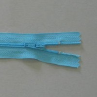 Torquoise 56cm (22in) zip