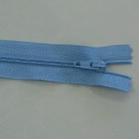 Light blue 56cm (22in) zip